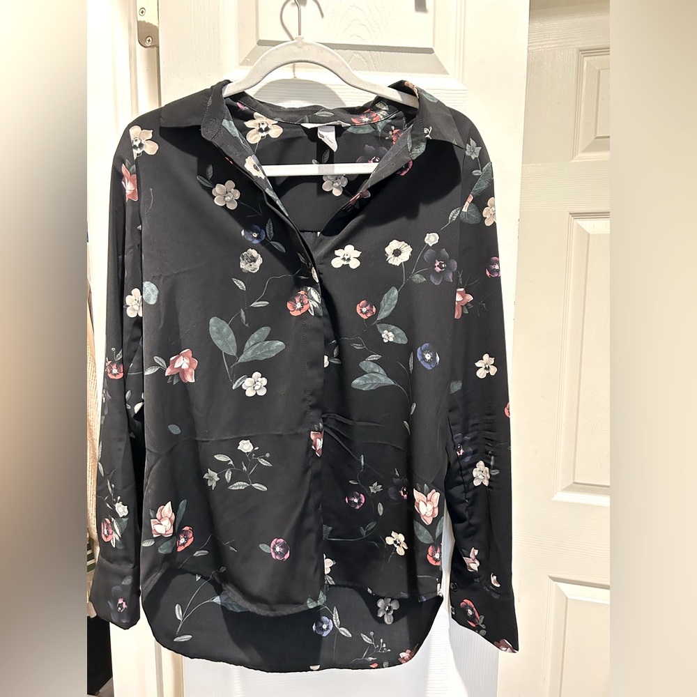 H&M Floral Long-sleeves Blouse